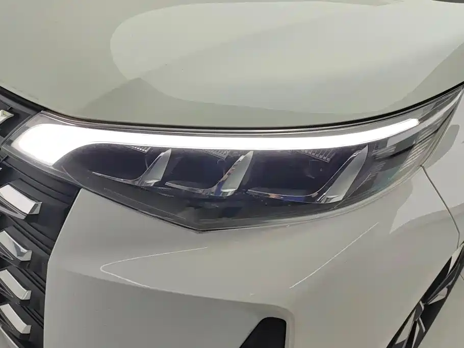 GAC Motor Trumpchi M6 — миниатюра 5