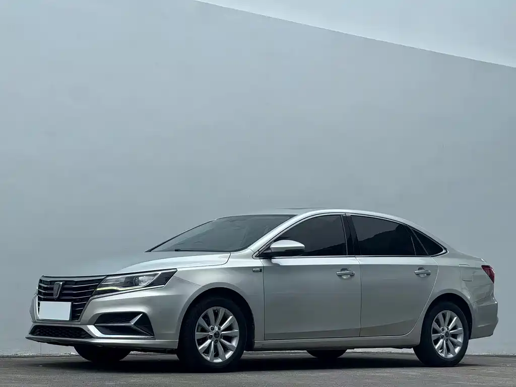 Roewe i6 New Energy 2018