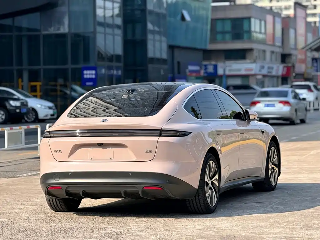 NIO ET5 — миниатюра 4