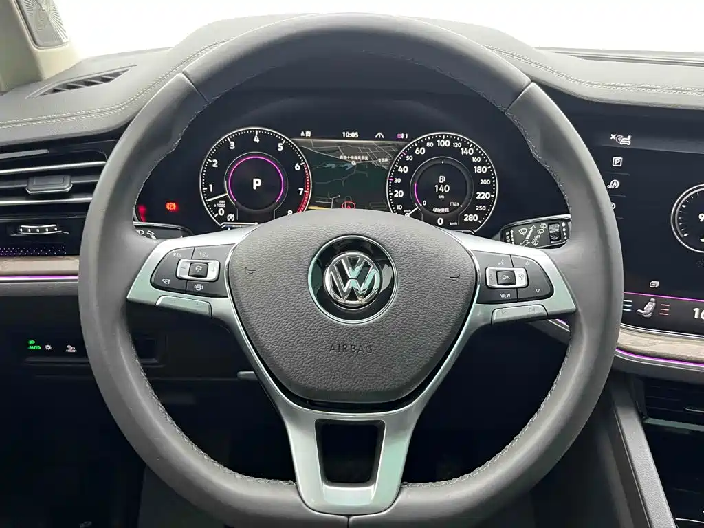Volkswagen Touareg — миниатюра 9