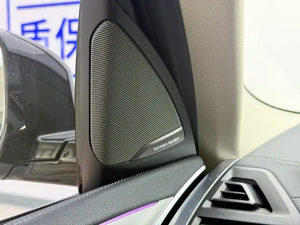BMW iX3 — миниатюра 14