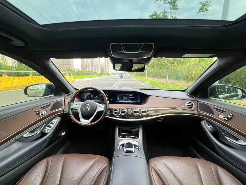 Mercedes-Benz S-Class — миниатюра 12