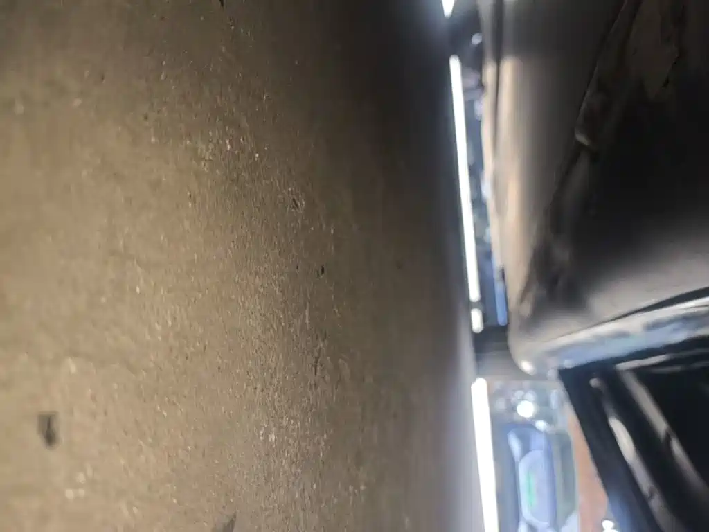 Tesla Model 3 — миниатюра 21