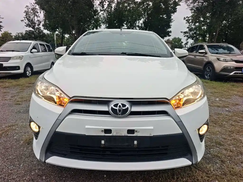 Toyota Yaris L — миниатюра 3