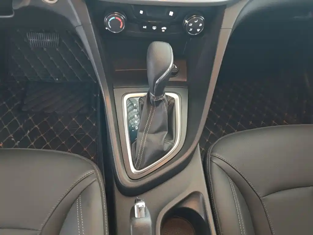 Buick Excelle — миниатюра 14