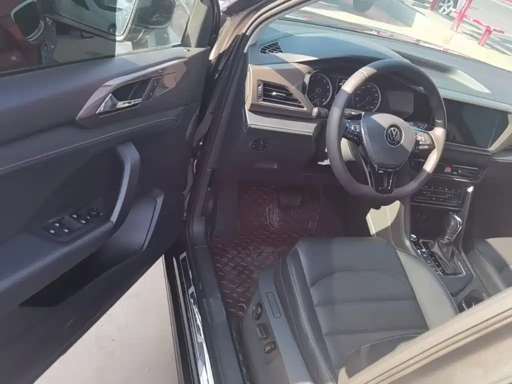 Volkswagen Tharu — миниатюра 16
