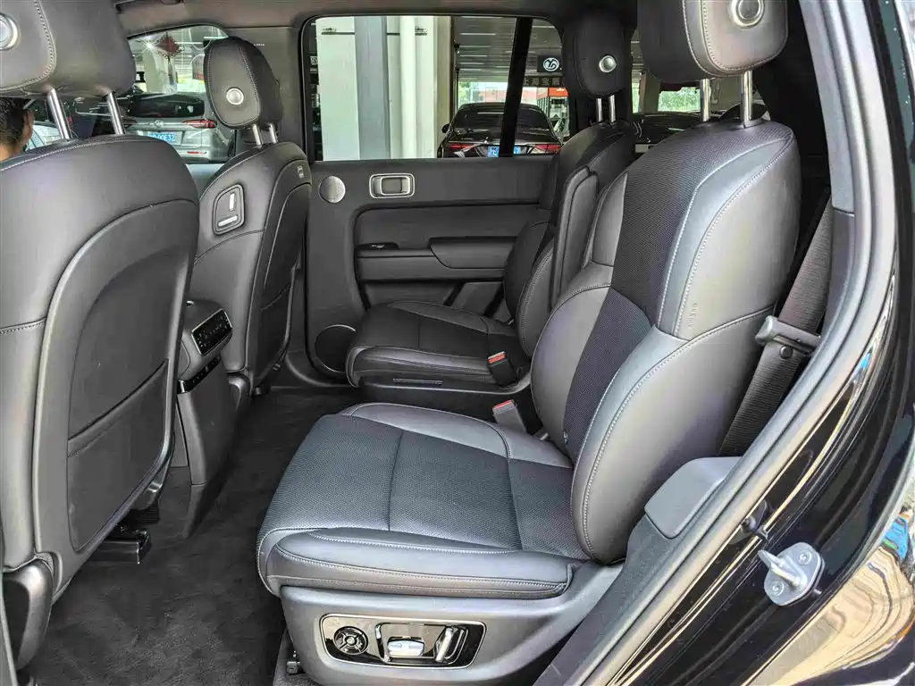 Li Auto Li L8 — миниатюра 7