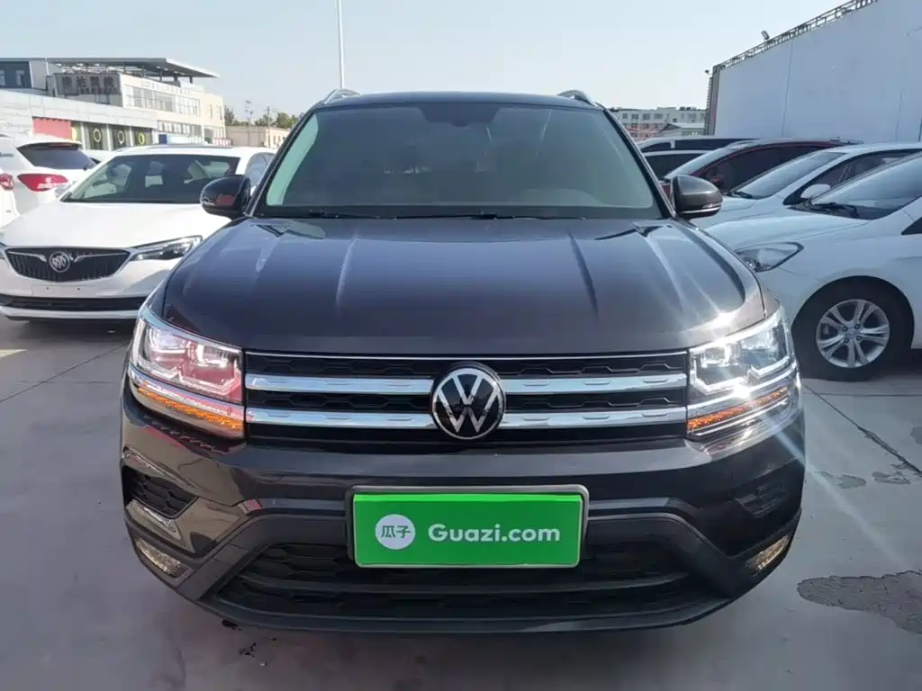 Volkswagen Tharu — миниатюра 3