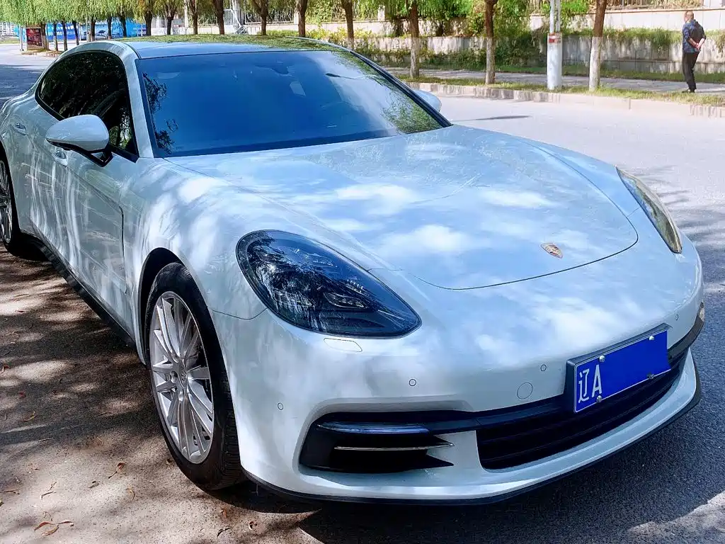 Porsche Panamera — миниатюра 4