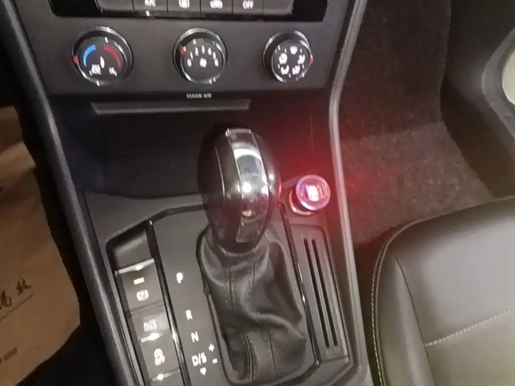 Volkswagen Lavida — миниатюра 14