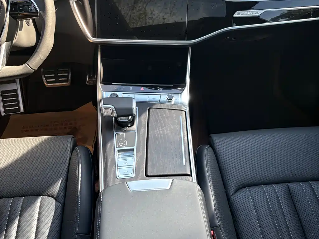 Audi A6L — миниатюра 15