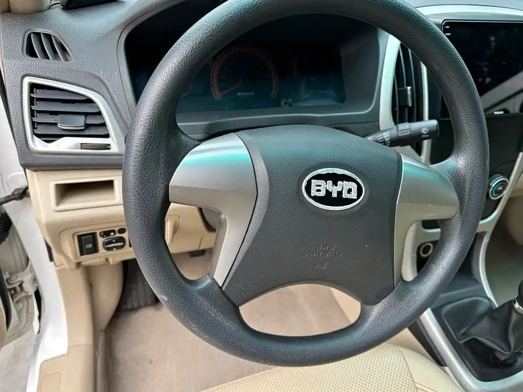 BYD F3 — миниатюра 9