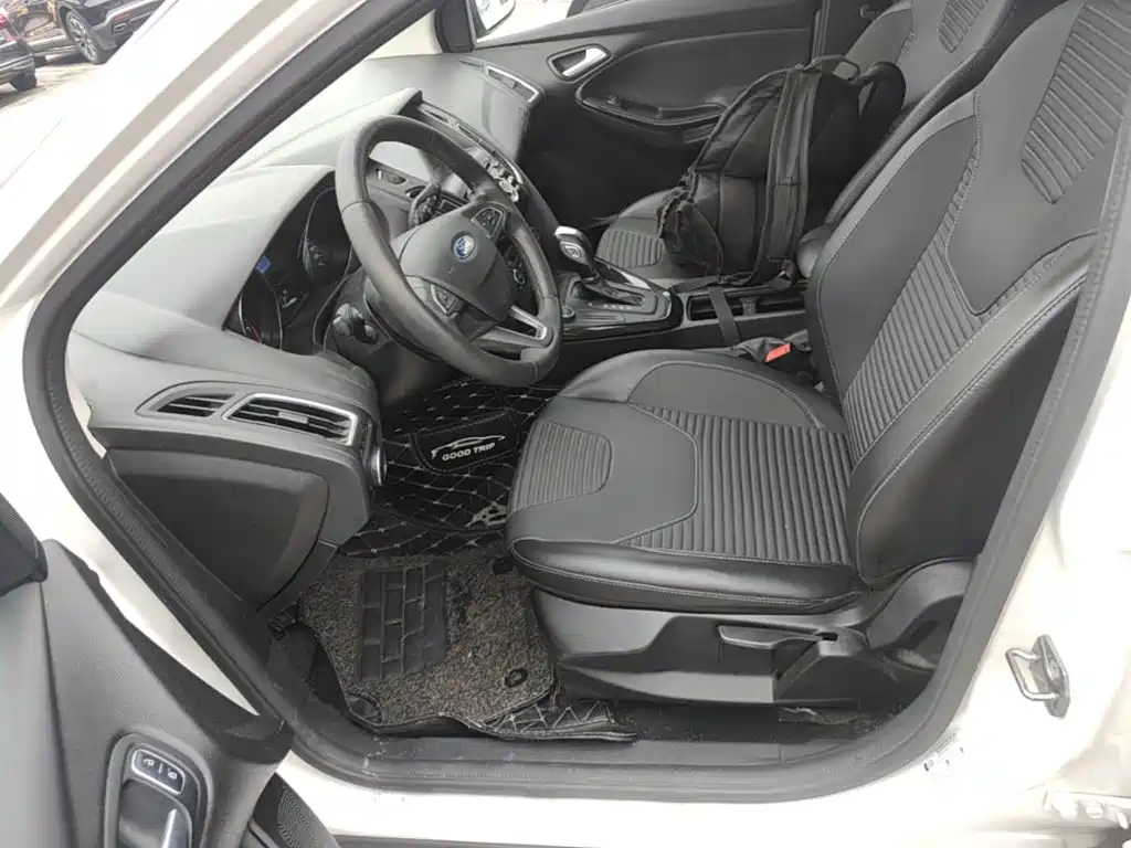 Ford Focus — миниатюра 15