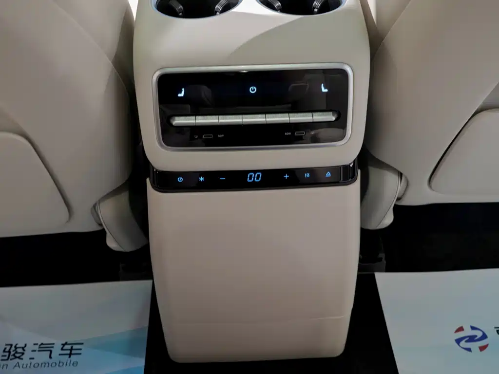 Li Auto Li L9 — миниатюра 14