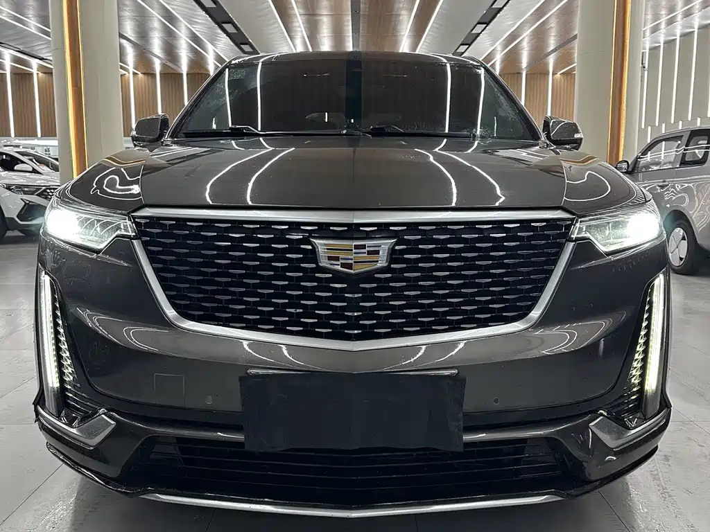 Cadillac XT6 — миниатюра 2