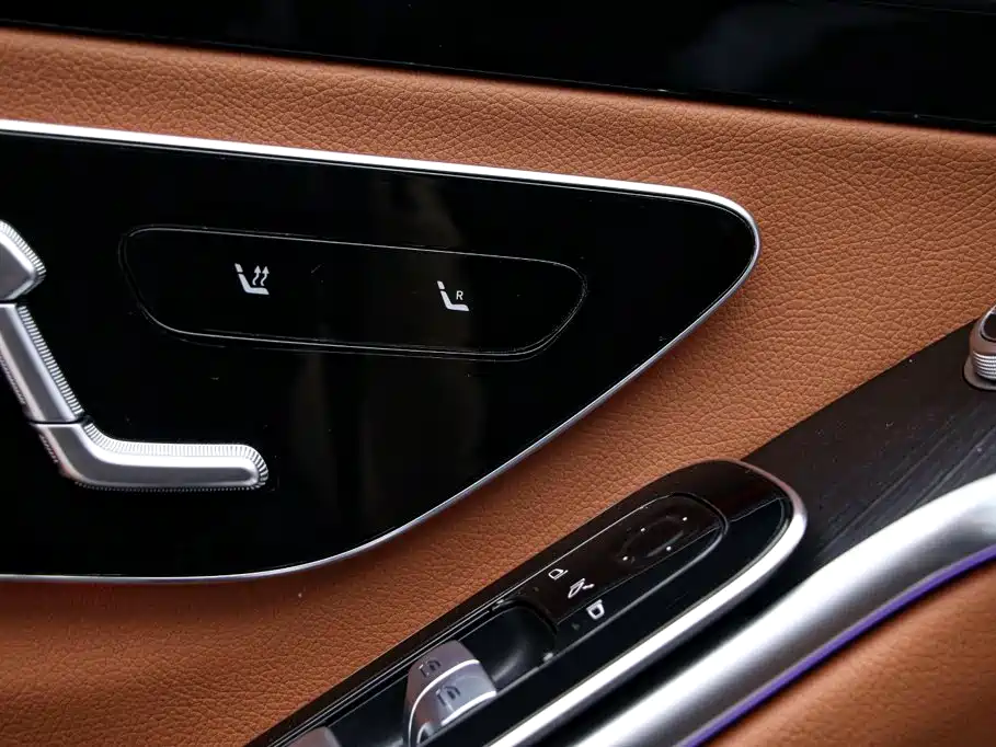 Mercedes-Benz S-Class — миниатюра 13