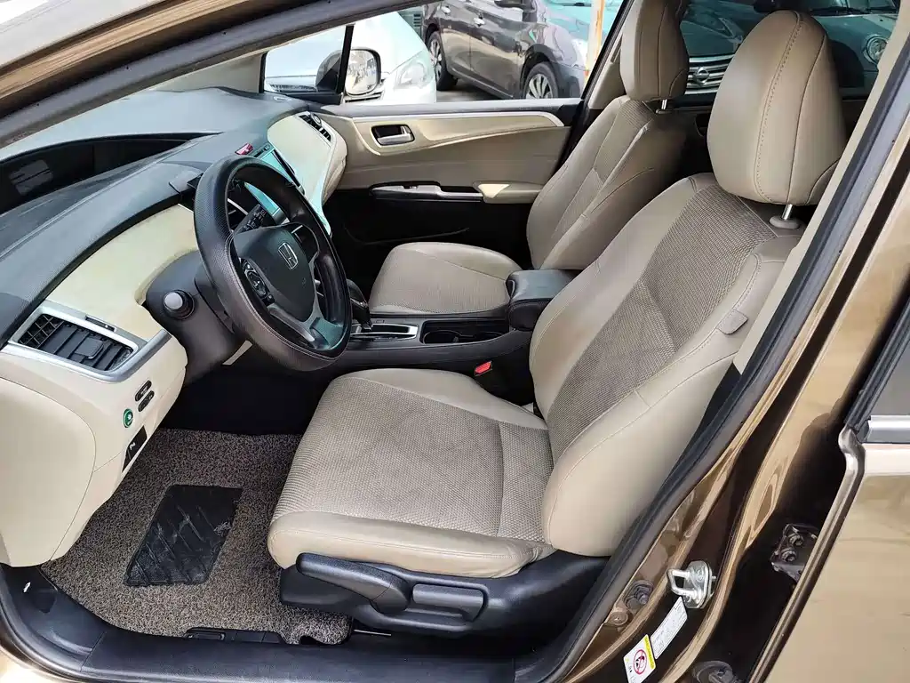 Honda Jade — миниатюра 3