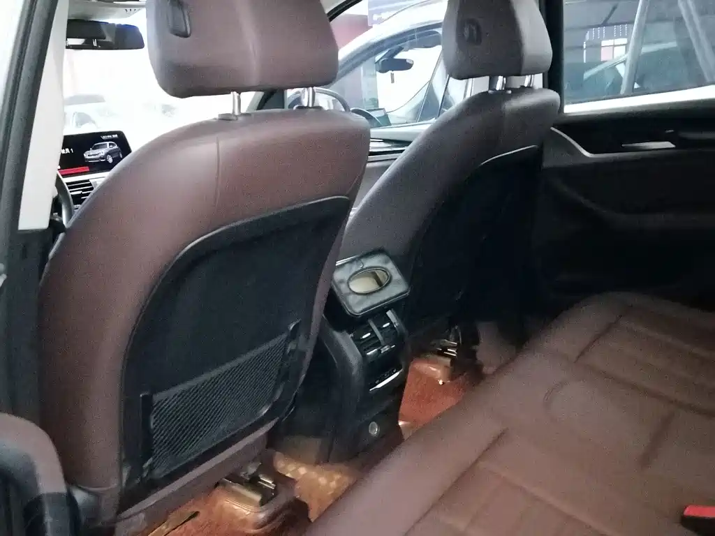 BMW X3 — миниатюра 7