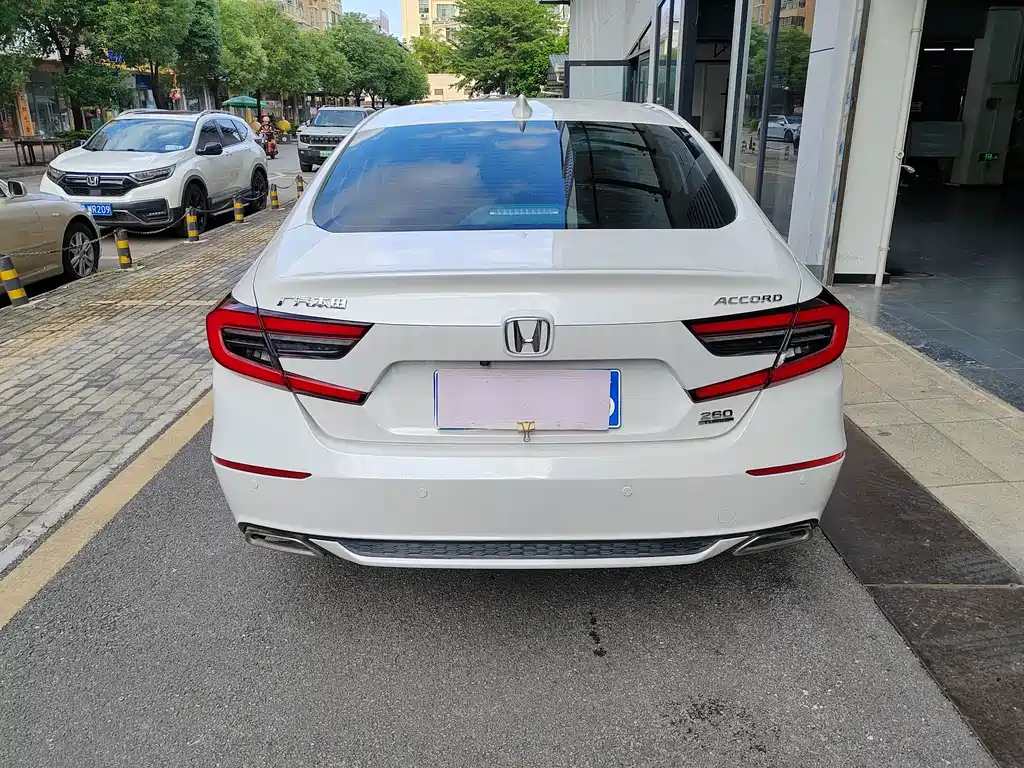 Honda Accord — миниатюра 3