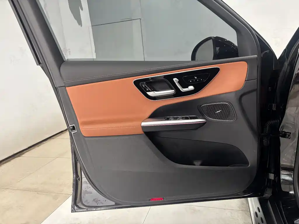 Mercedes-Benz GLC 2024 GLC 300 L 4MATIC 7 мест
