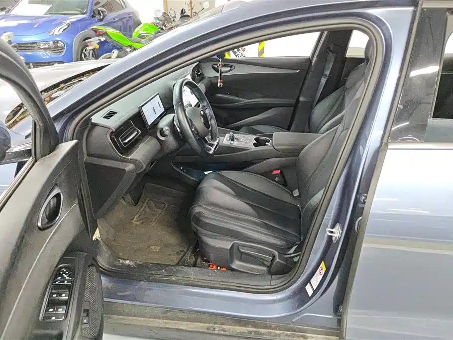 BYD Seal 06 06 2025 DM-i Smart Drive 80KM Luxury