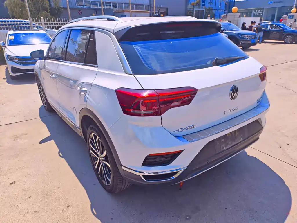 Volkswagen T-Roc — миниатюра 7