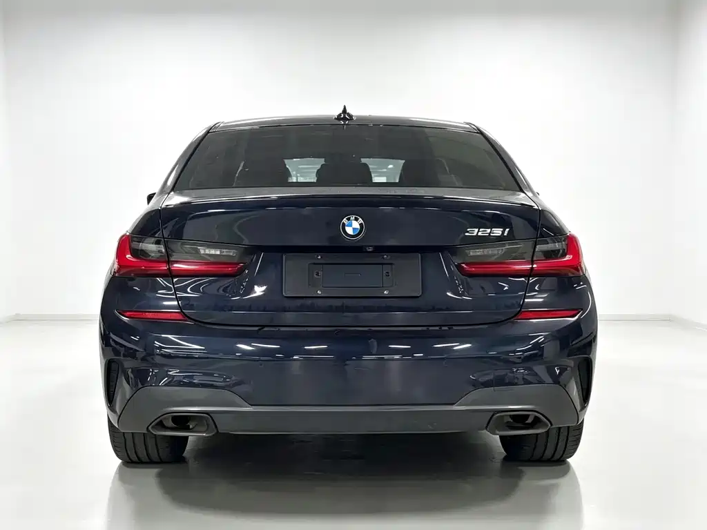 BMW 3 Series — миниатюра 4
