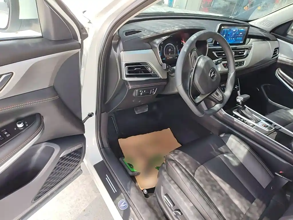 Changan CS75 — миниатюра 16