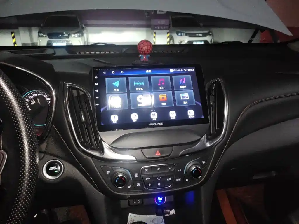 Chevrolet Equinox — миниатюра 14