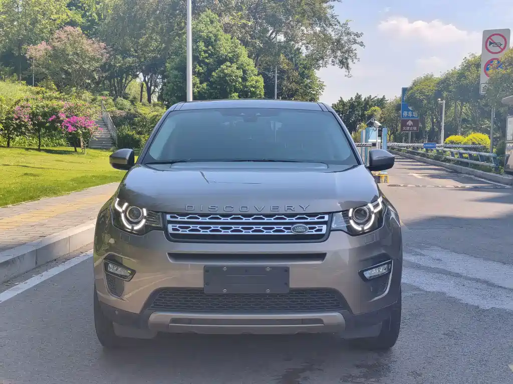 Land Rover Discovery Sport — миниатюра 2