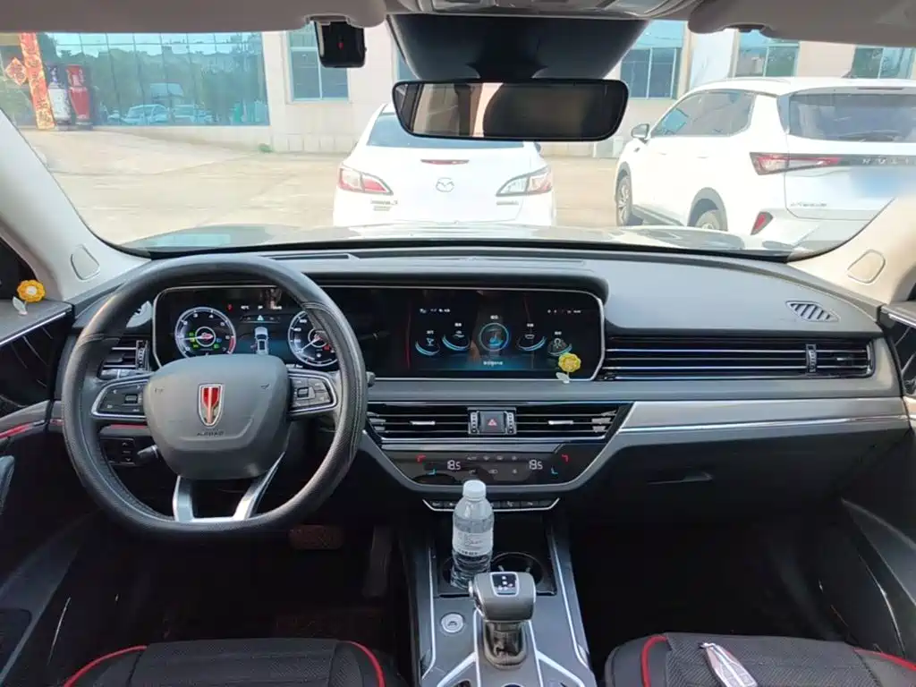 Hongqi Hongqi HS5 — миниатюра 10