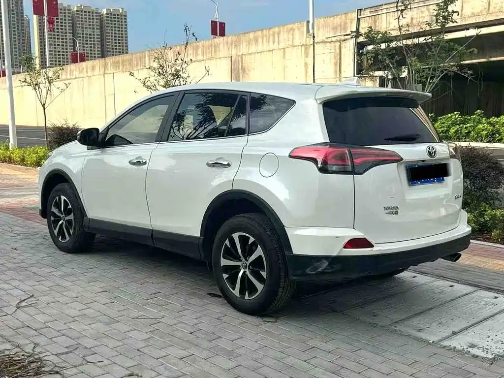 Toyota RAV4 2.0L CVT 2WD Elegant X Edition, фото 6