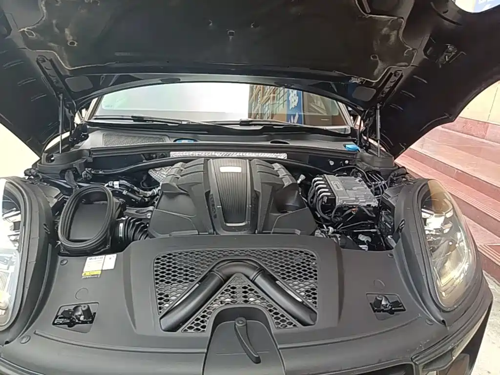 Porsche Macan — миниатюра 20