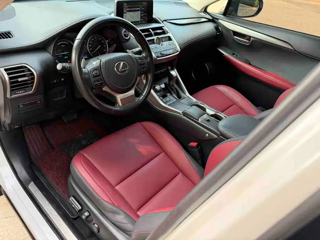Lexus NX — миниатюра 8