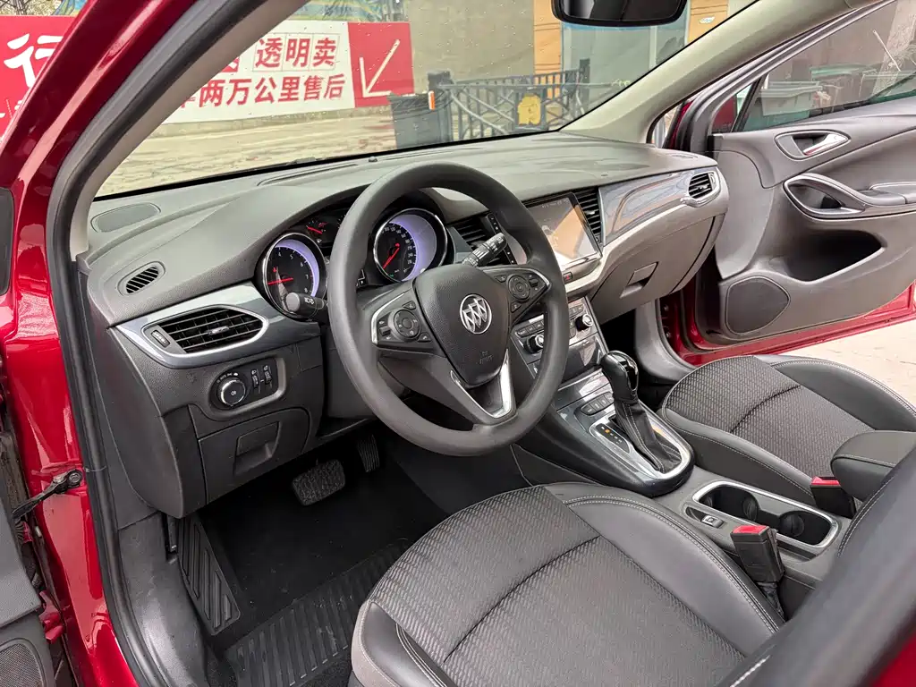 Buick Verano — миниатюра 4