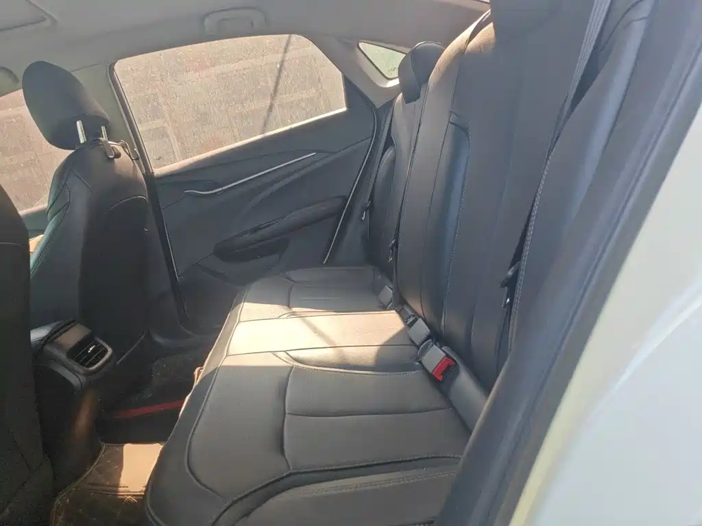 Buick Excelle — миниатюра 13