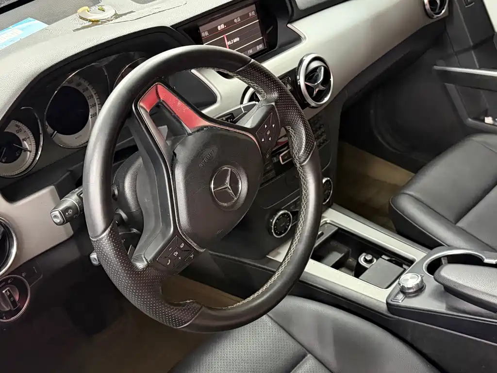 Mercedes-Benz GLK-Class — миниатюра 4