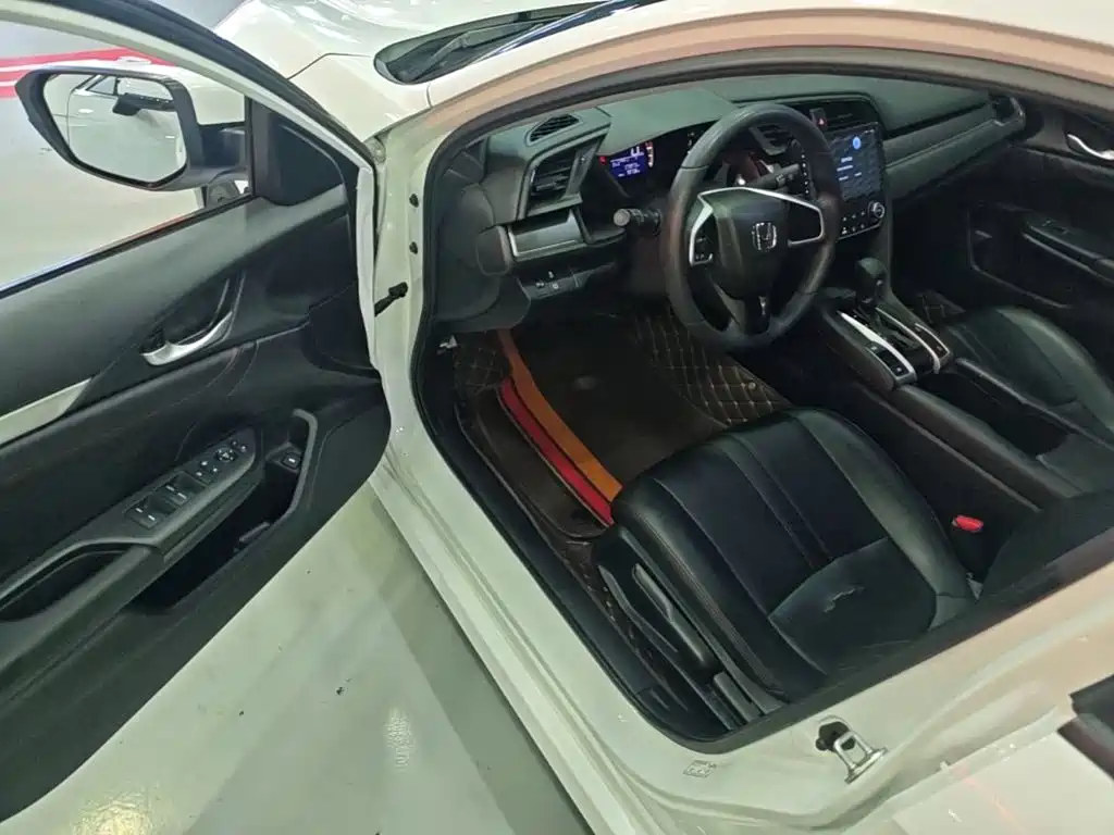 Honda Civic — миниатюра 16