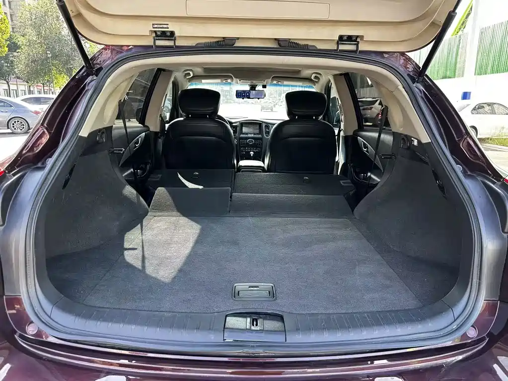Infiniti QX50 — миниатюра 18