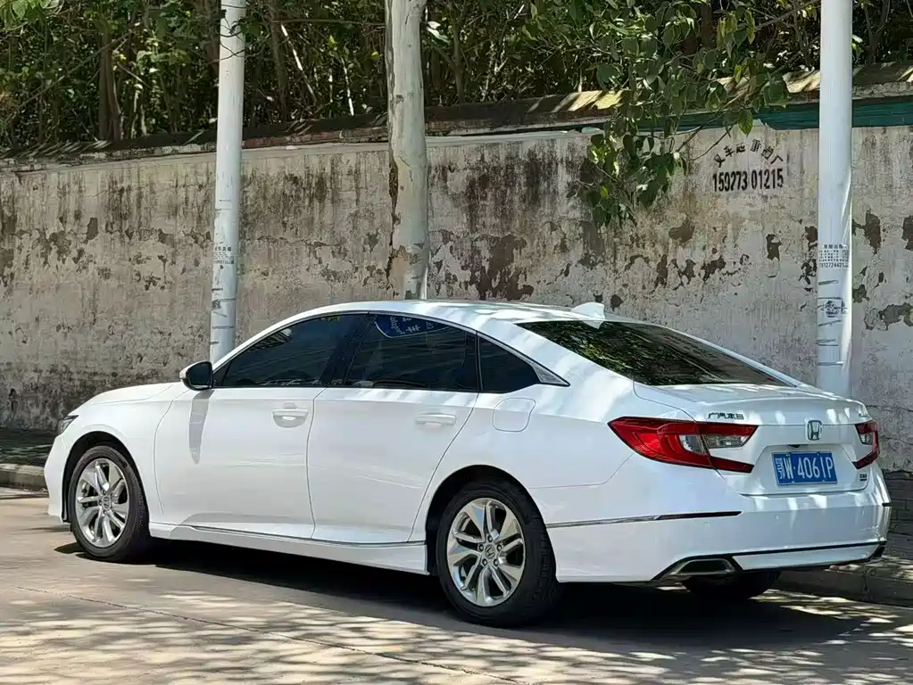 Honda Accord — миниатюра 7