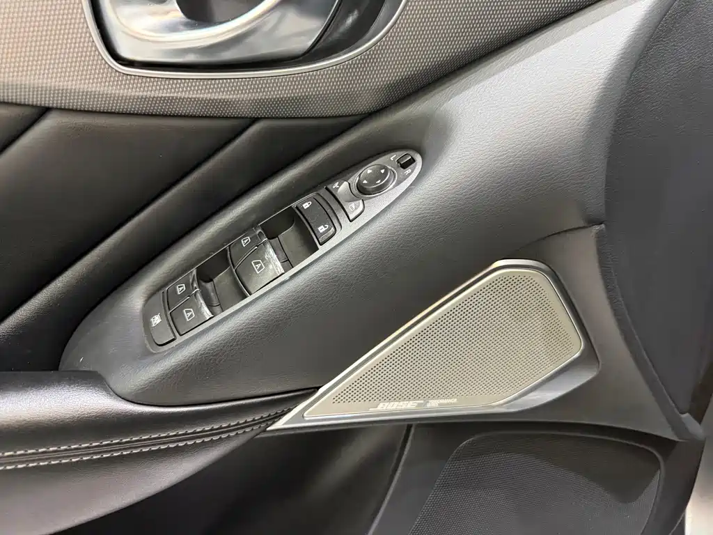 Infiniti Q50L — миниатюра 13
