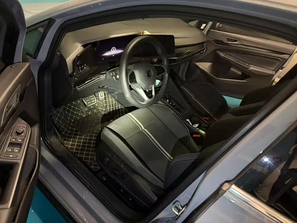Volkswagen Golf — миниатюра 7