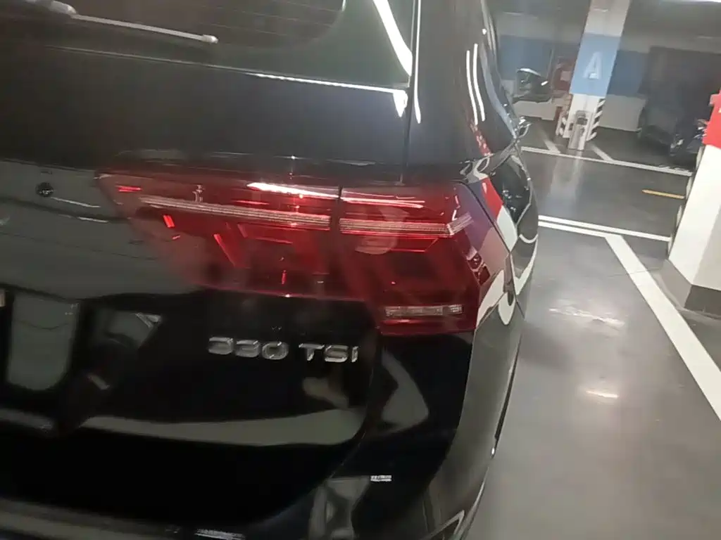 Volkswagen Tiguan L — миниатюра 8