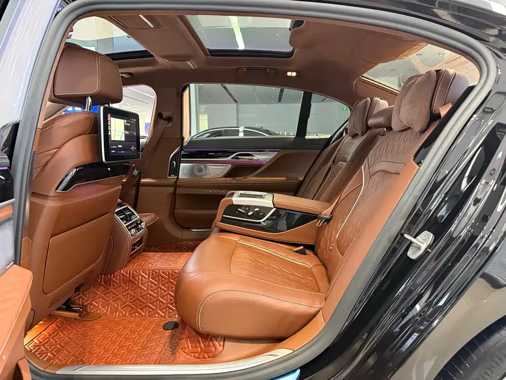 BMW 7 Series — фотографии объявления, Фото 12