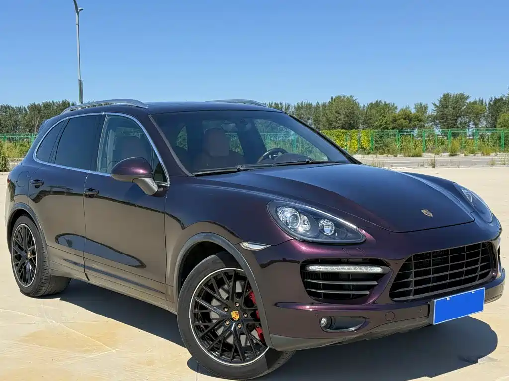 Porsche Cayenne — миниатюра 3