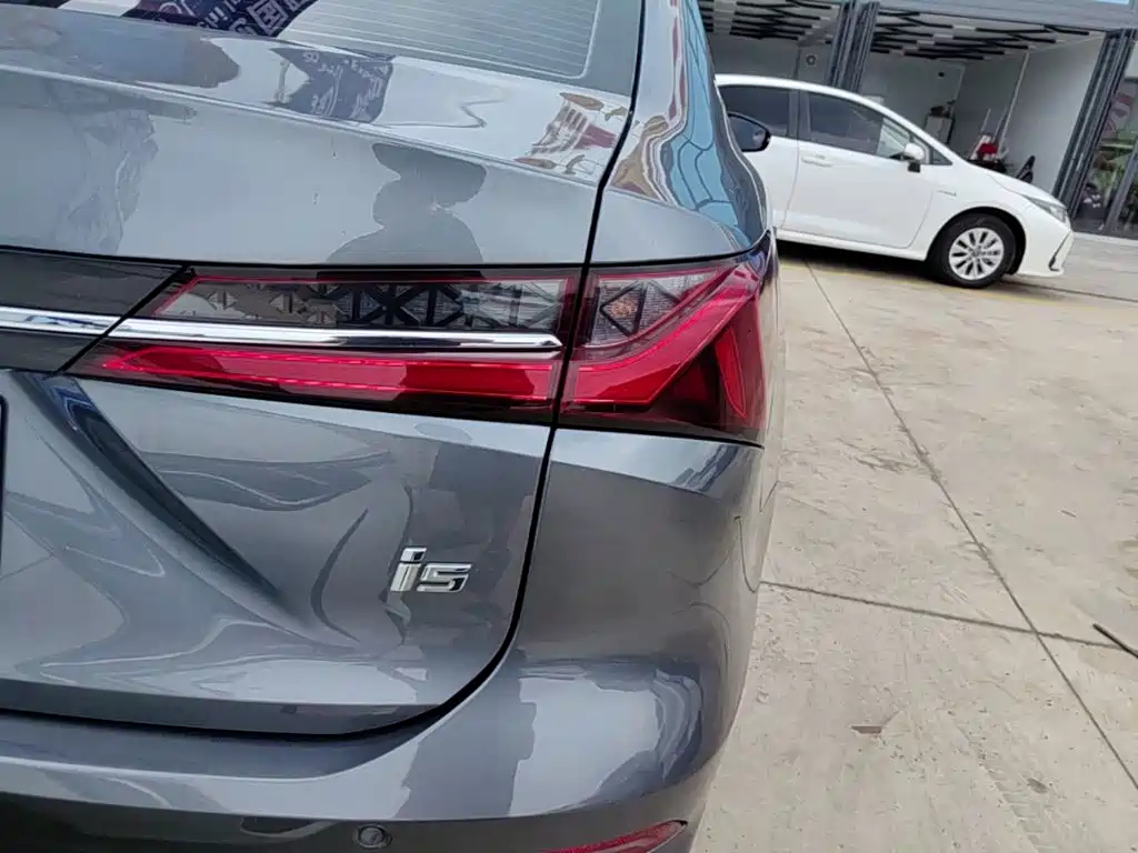 Roewe i5 — миниатюра 8