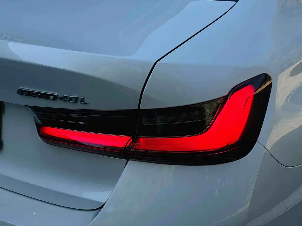 BMW i3 — миниатюра 8