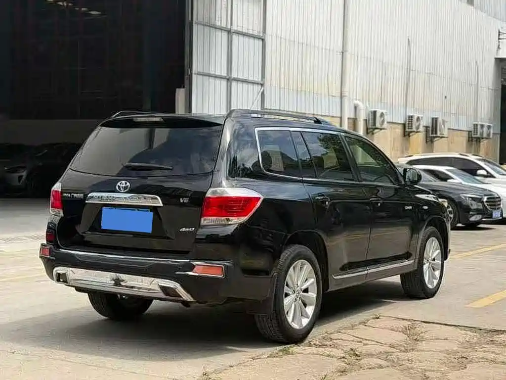 Toyota Highlander — миниатюра 9