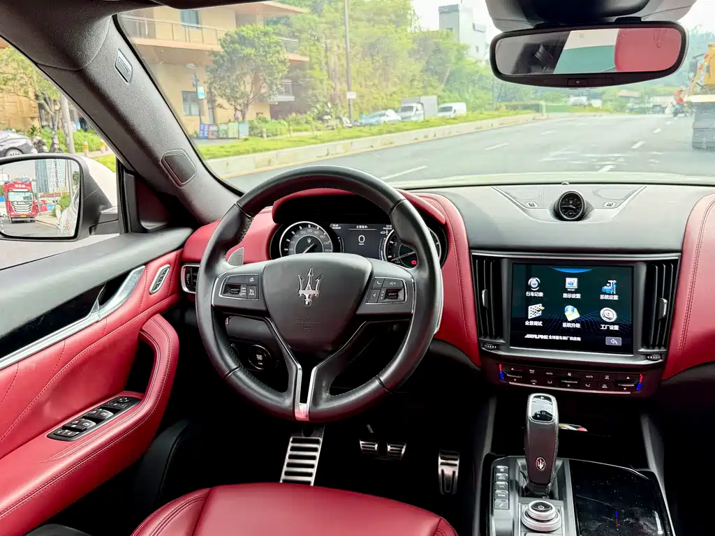 Maserati Levante — миниатюра 15