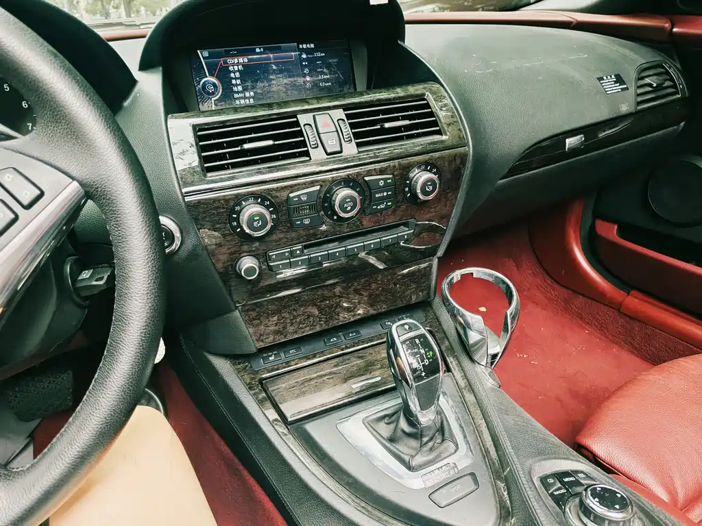 BMW 6 Series — миниатюра 11